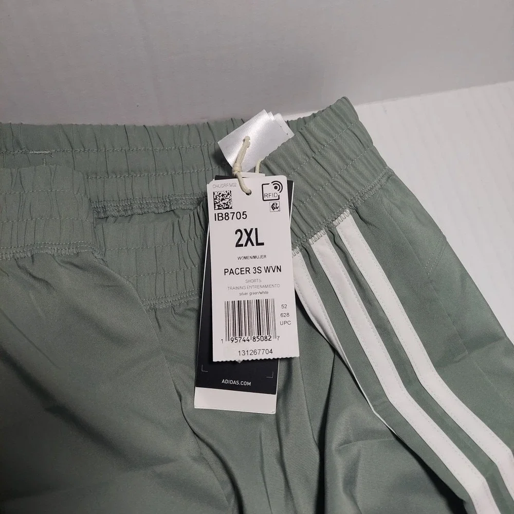 Adidas Women's Size XXL - Pacer 3 Stripes Woven Training Shorts - IB8705